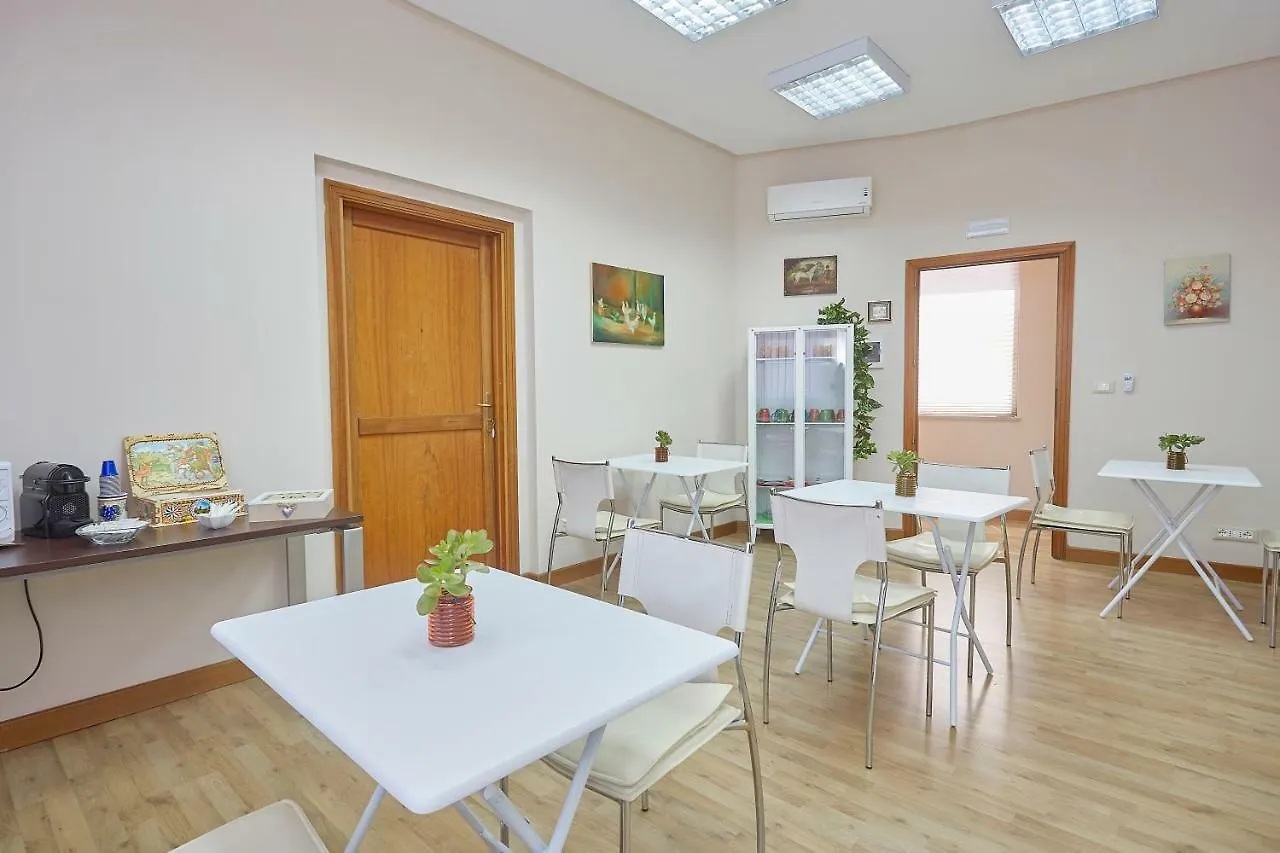Bed and Breakfast Sturzo 44 Палермо