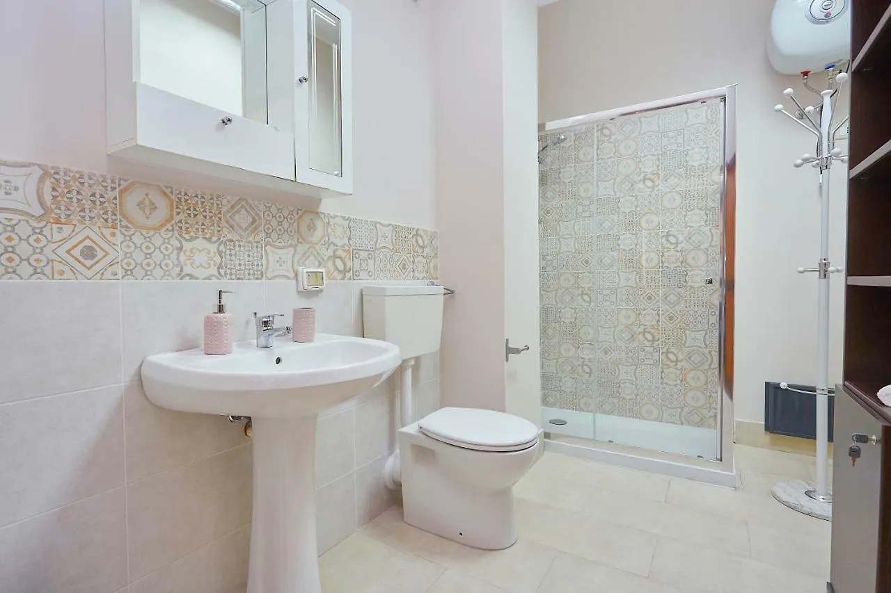 Bed & Breakfast Bed and Breakfast Sturzo 44 Palermo Italia